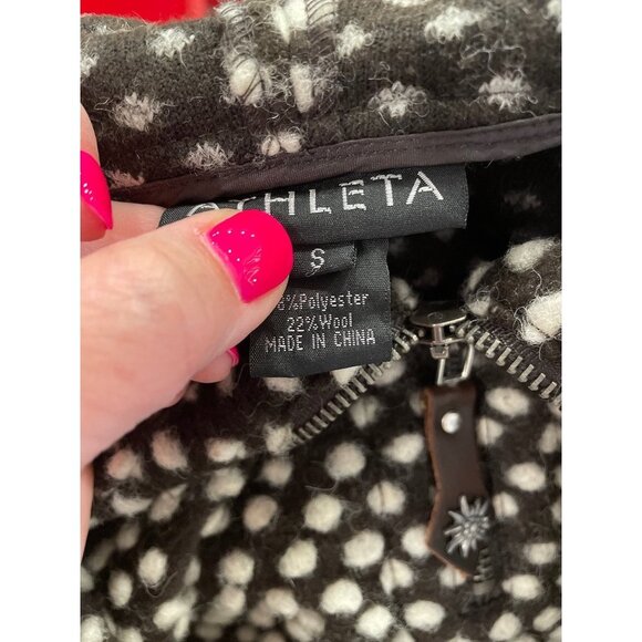 Athleta Black White Raised Dot Pullover Wool BlendHoodie with Faux Fur Trim Sz M - Picture 8 of 11